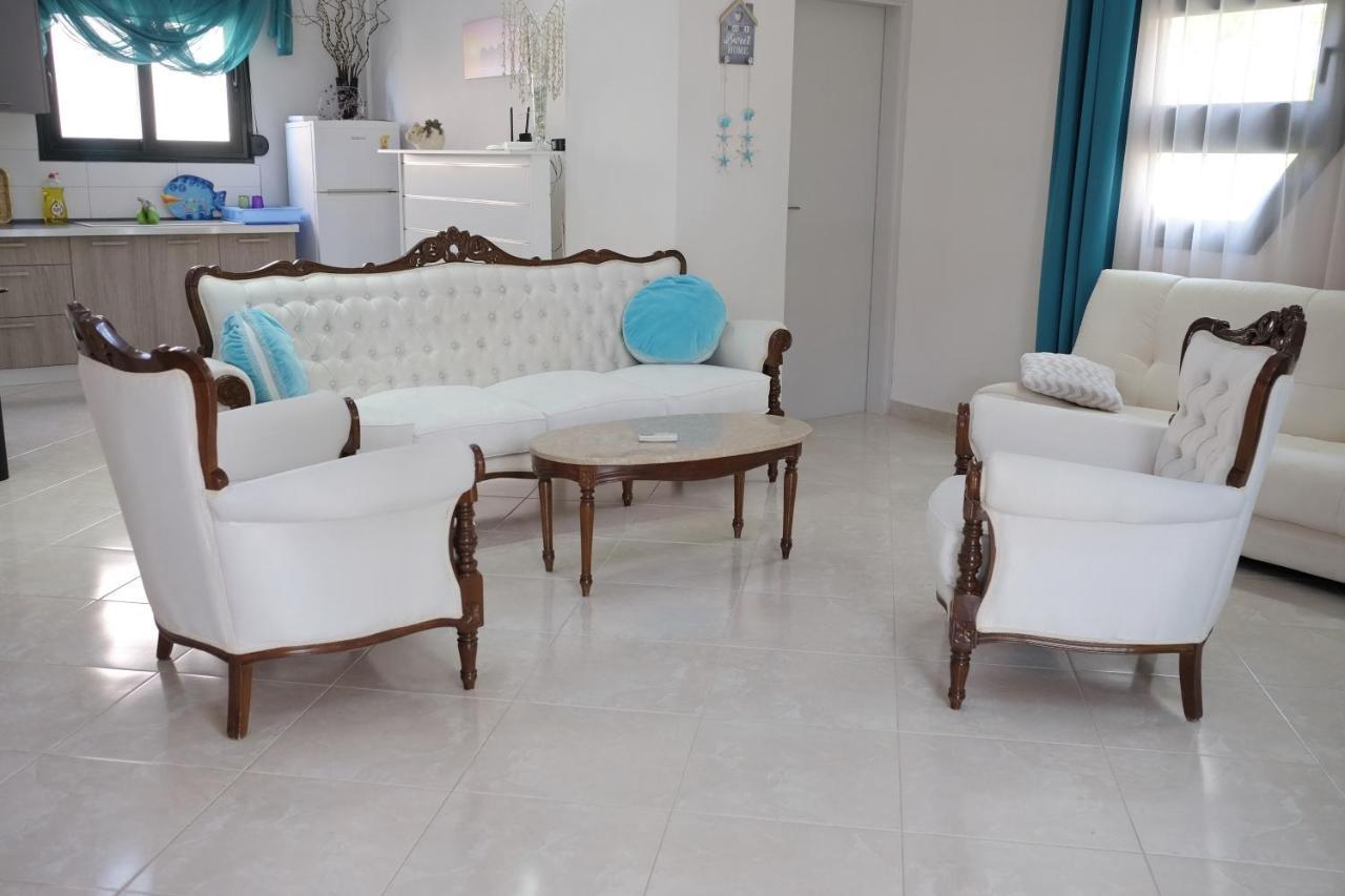 Irenes Apartment Kallithea  Exterior foto